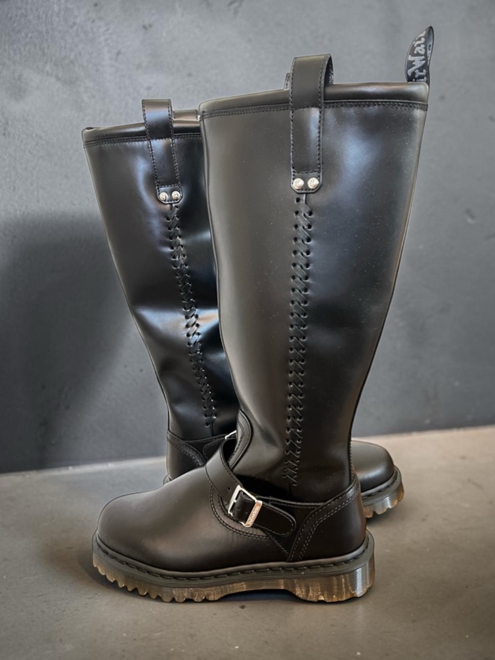 NWOB Dr. Martens Women's Black Tall Leather Buckle Boots size 9 - Picture 2 of 12